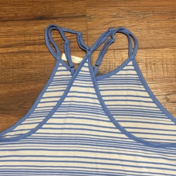 Bundle of 2 Forever 21 Tank Tops Size Small - Picture 9 of 10